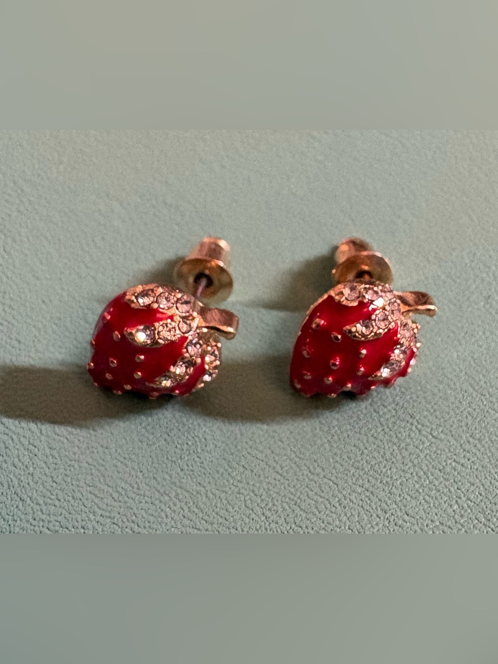 Red Crystal Strawberry Stud Earrings - Sparkling Fruit Design nwot